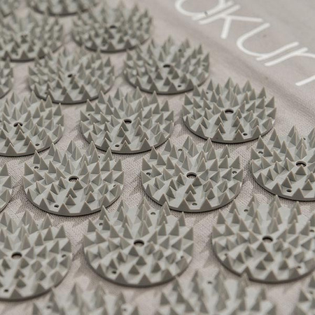 Akumata - Polnische Akupressurmatte mit Kissen - Grau-Grau