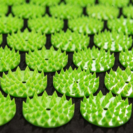 Akumata – Polnische Akupressurmatte mit Kissen – Schwarz und Grün